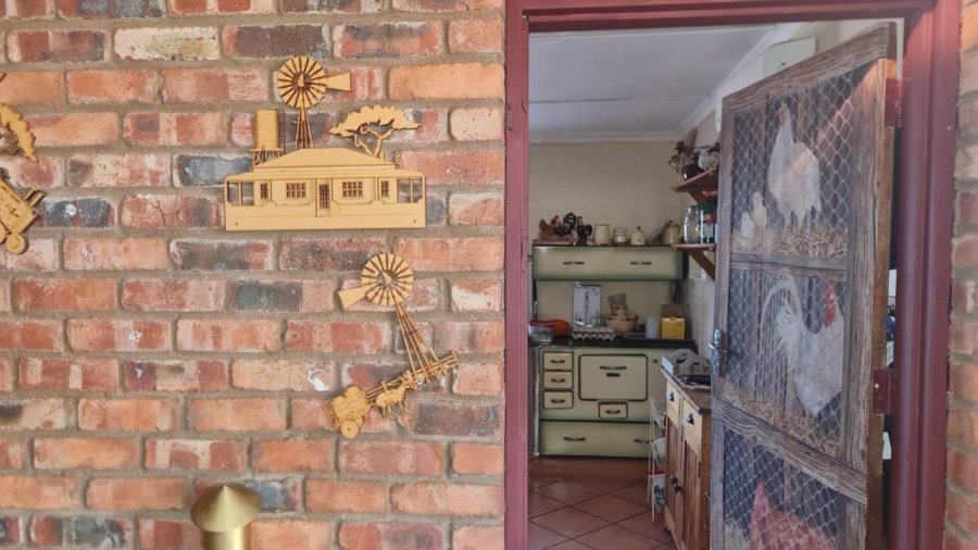 6 Bedroom Property for Sale in Olifantshoek Rural Northern Cape